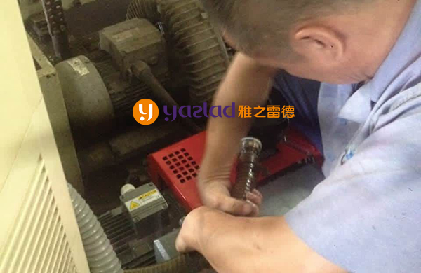 理想彩票 莱宝真空泵维修